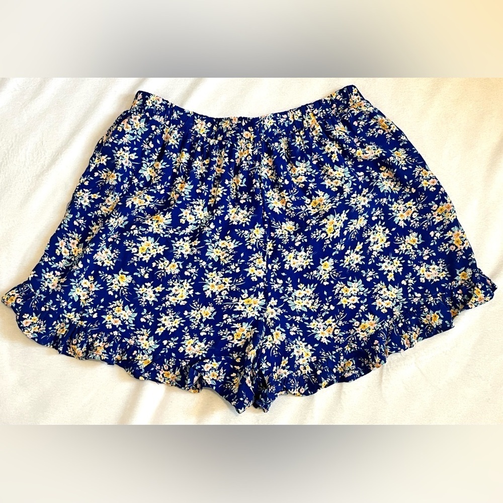 American Eagle Outfitters Blue Floral Elastic Waist Ruffle Shorts Size Small - Picture 12 of 16
